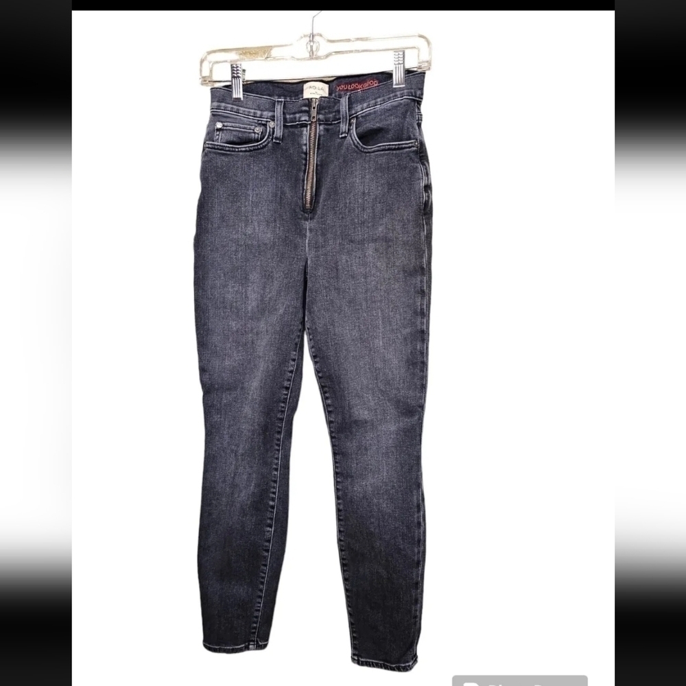 Alice+Olivia Black front zipper jeans size 27